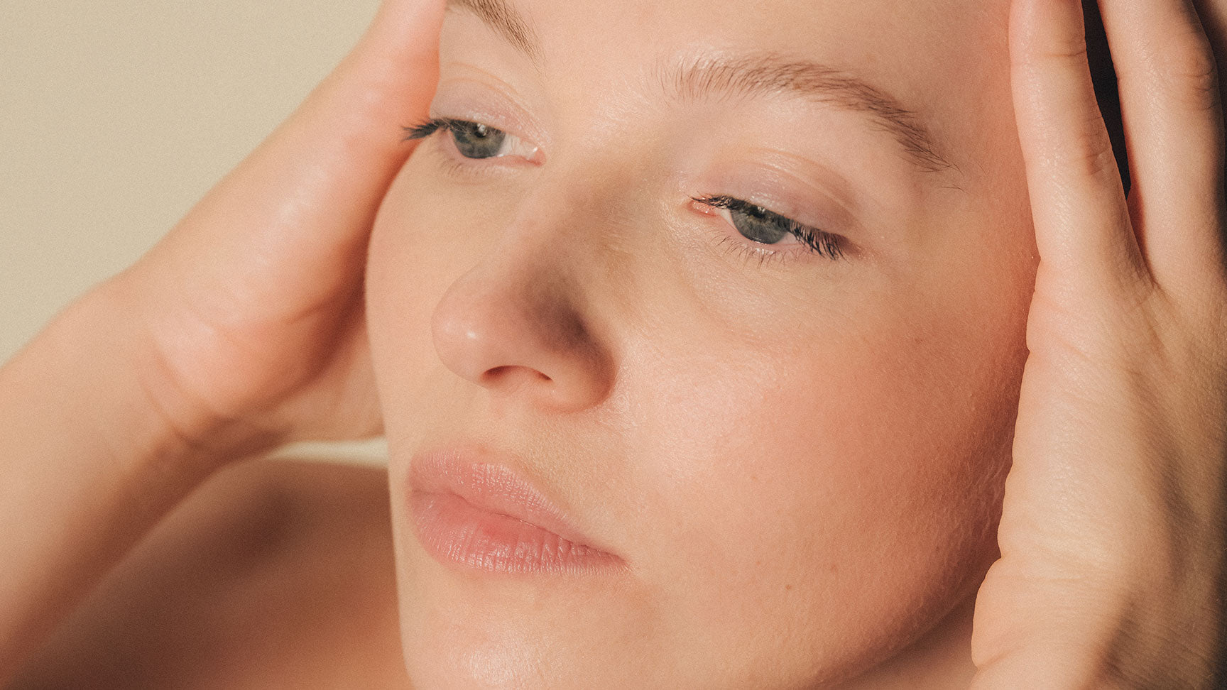 Skincare naturale: guida completa alla routine perfetta per la pelle sensibile nel 2025