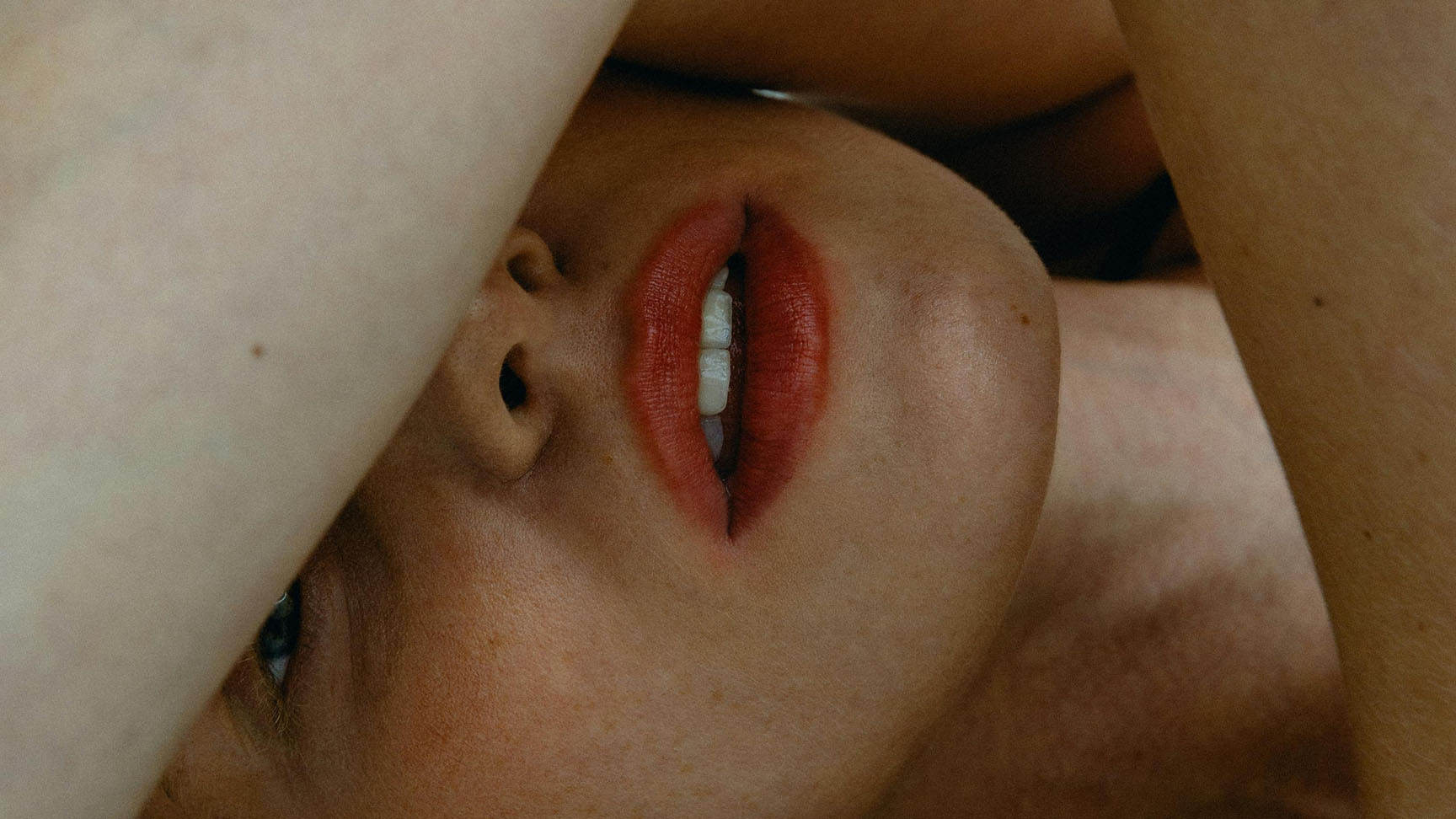 Routine skincare primavera: i 5 step per una pelle fresca, luminosa e protetta